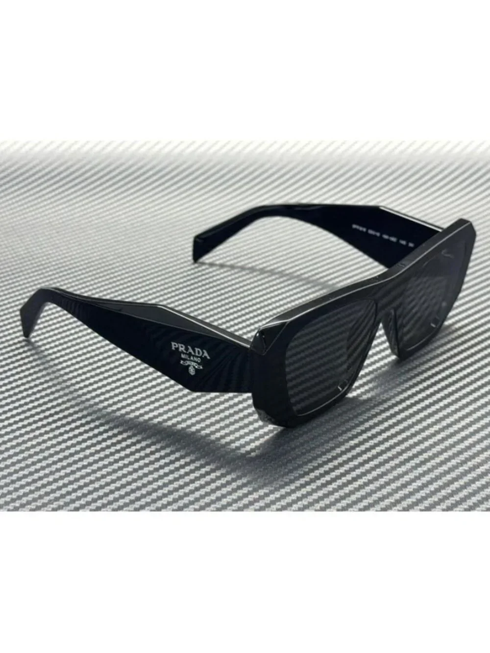 New PRADA Women Black Sunglasses 53-19-145
